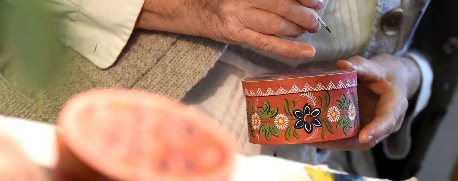décore boite à bijoux avec vernis