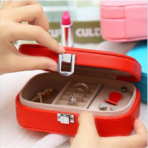 coffret a bijoux fillette rouge