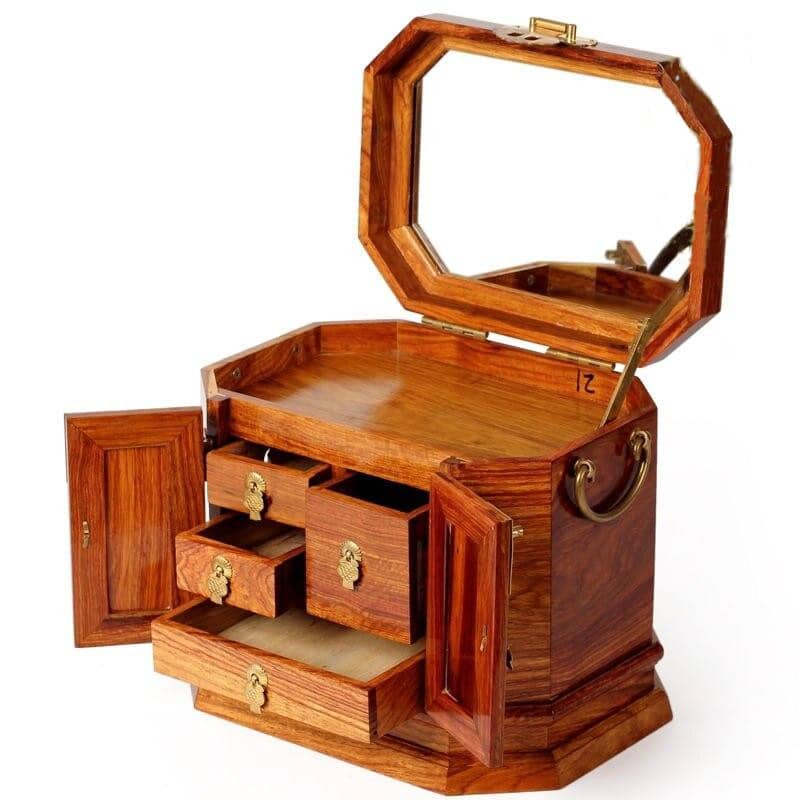 boite à bijoux en bois artisanal